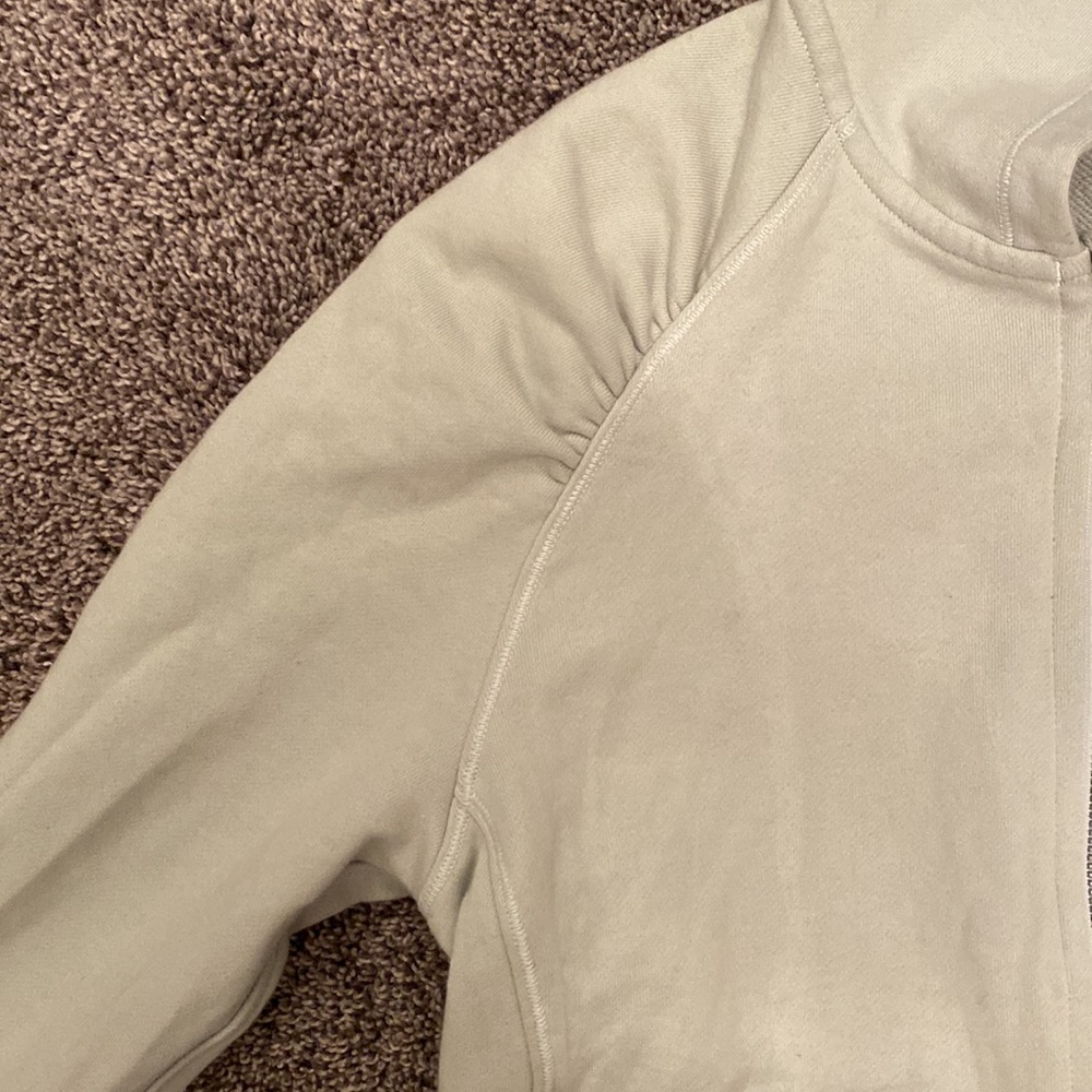 Lululemon Jacket - Picture 6 of 6